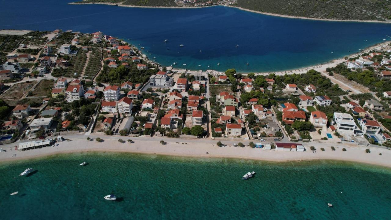 Villa Vesa Sevid Luaran gambar