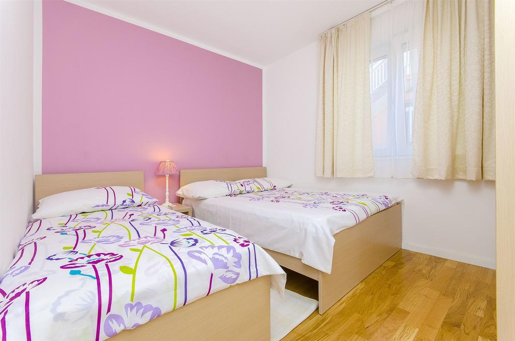 Villa Vesa Sevid Luaran gambar
