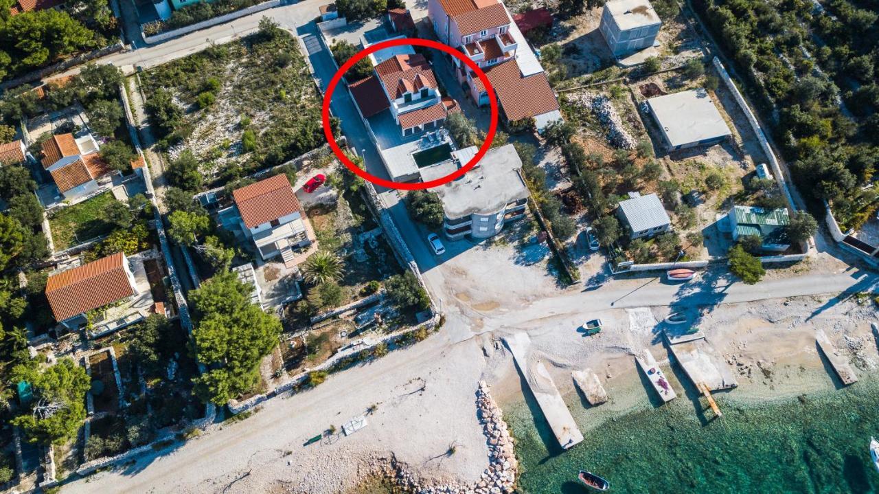Villa Vesa Sevid Luaran gambar